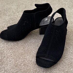 Elegant Black Women's Sandals